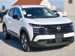 Nissan Kicks SV FWD 2026