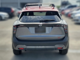 Nissan Kicks SR FWD 2026