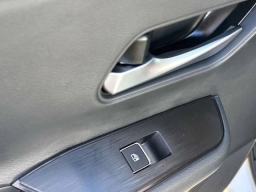Nissan Kicks SR FWD 2026