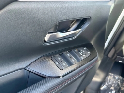Nissan Kicks SR FWD 2026