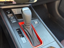 Nissan Kicks SR FWD 2026