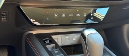 Nissan Kicks SR FWD 2026