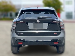 Nissan Kicks SR FWD 2026