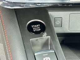 Nissan Kicks SR FWD 2026