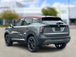 Nissan Kicks SR FWD 2026