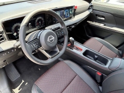Nissan Kicks SR FWD 2026