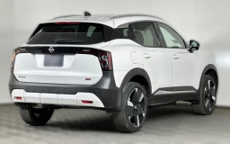 Nissan Kicks SR FWD 2026