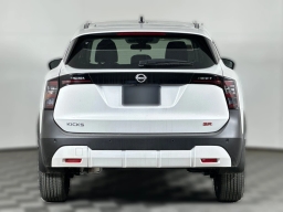 Nissan Kicks SR FWD 2026