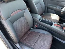 Nissan Kicks SR FWD 2026