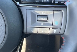 Nissan Kicks SR AWD 2026