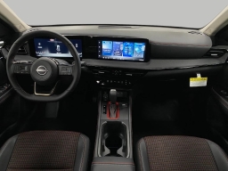 Nissan Kicks SR AWD 2026