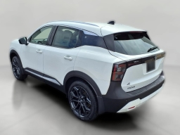 Nissan Kicks SR AWD 2026