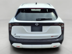 Nissan Kicks SR AWD 2026