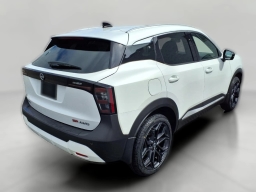 Nissan Kicks SR AWD 2026
