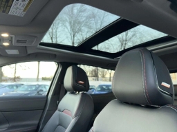 Nissan Kicks SR AWD 2026