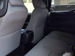Toyota Tacoma 2WD SR5 Double Cab 5' Bed AT (Natl) 2026