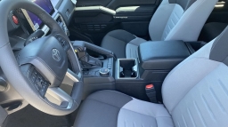 Toyota Tacoma 2WD TRD Sport Double Cab 6' Bed AT (Natl) 2026