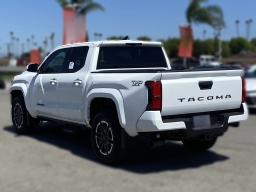 Toyota Tacoma 2WD TRD Sport Double Cab 6' Bed AT (Natl) 2026