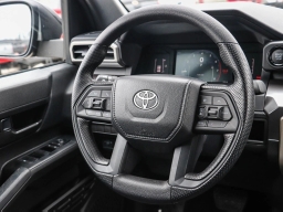 Toyota Tacoma 2WD SR5 Double Cab 5' Bed AT (GS) 2026
