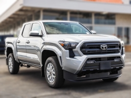 Toyota Tacoma 2WD SR5 Double Cab 6' Bed AT (Natl) 2026