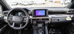 Toyota Tacoma 2WD SR5 Double Cab 6' Bed AT (Natl) 2026