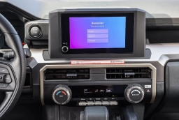 Toyota Tacoma 2WD SR5 Double Cab 6' Bed AT (Natl) 2026