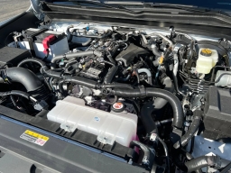 Toyota Tacoma 2WD SR5 Double Cab 6' Bed AT (Natl) 2026