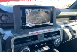 Toyota Tacoma 2WD SR5 Double Cab 6' Bed AT (Natl) 2026