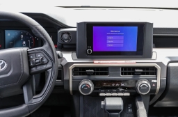 Toyota Tacoma 2WD SR5 Double Cab 6' Bed AT (Natl) 2026
