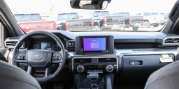 Toyota Tacoma 2WD SR5 Double Cab 5' Bed AT (Natl) 2026