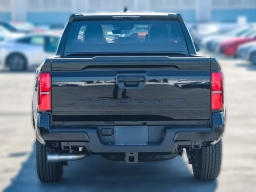 Toyota Tacoma 2WD SR5 Double Cab 5' Bed AT (Natl) 2026