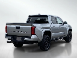 Toyota Tacoma 2WD SR5 Double Cab 6' Bed AT (Natl) 2026