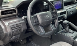 Toyota Tacoma 2WD SR5 Double Cab 6' Bed AT (Natl) 2026