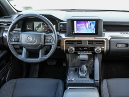 Toyota Tacoma 2WD SR5 Double Cab 6' Bed AT (Natl) 2026