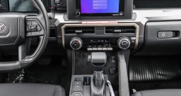 Toyota Tacoma 2WD SR5 Double Cab 5' Bed AT (Natl) 2026