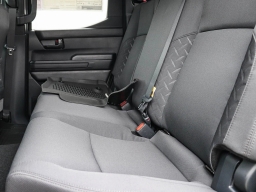 Toyota Tacoma 2WD SR5 Double Cab 5' Bed AT (Natl) 2026