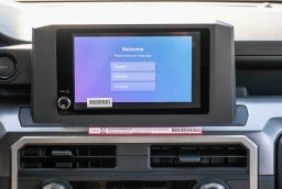Toyota Tacoma 2WD SR5 Double Cab 5' Bed AT (GS) 2026