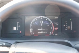 Toyota Tacoma 2WD SR5 Double Cab 5' Bed AT (GS) 2026
