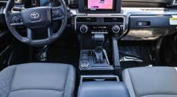 Toyota Tacoma 2WD SR5 Double Cab 6' Bed AT (Natl) 2026