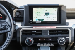 Toyota Tacoma 2WD SR5 Double Cab 6' Bed AT (Natl) 2026