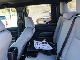 Toyota Tacoma 2WD SR5 Double Cab 6' Bed AT (Natl) 2026