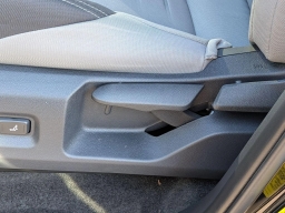 Toyota Tacoma 4WD TRD Sport Double Cab 5' Bed AT (Natl) 2026