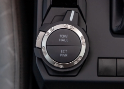 Toyota Tacoma 4WD SR5 Double Cab 6' Bed AT (Natl) 2026