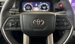 Toyota Tacoma 4WD TRD Off Road Double Cab 5' Bed AT (Natl) 2026