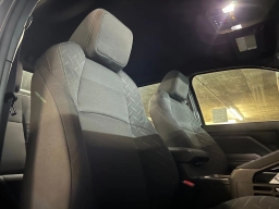 Toyota Tacoma 4WD SR5 Double Cab 6' Bed AT (Natl) 2025