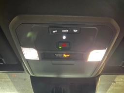 Toyota Tacoma 4WD SR5 Double Cab 6' Bed AT (Natl) 2025