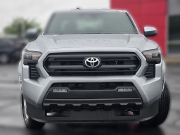 Toyota Tacoma 4WD SR5 Double Cab 6' Bed AT (Natl) 2026