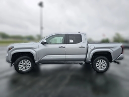 Toyota Tacoma 4WD SR5 Double Cab 6' Bed AT (Natl) 2026