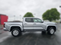 Toyota Tacoma 4WD SR5 Double Cab 6' Bed AT (Natl) 2026