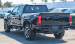 Toyota Tacoma 4WD TRD Sport Double Cab 6' Bed AT (Natl) 2026